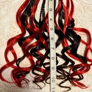 Black & Red Curly Synthetic Hair Extensions - Women's Fashion Accent